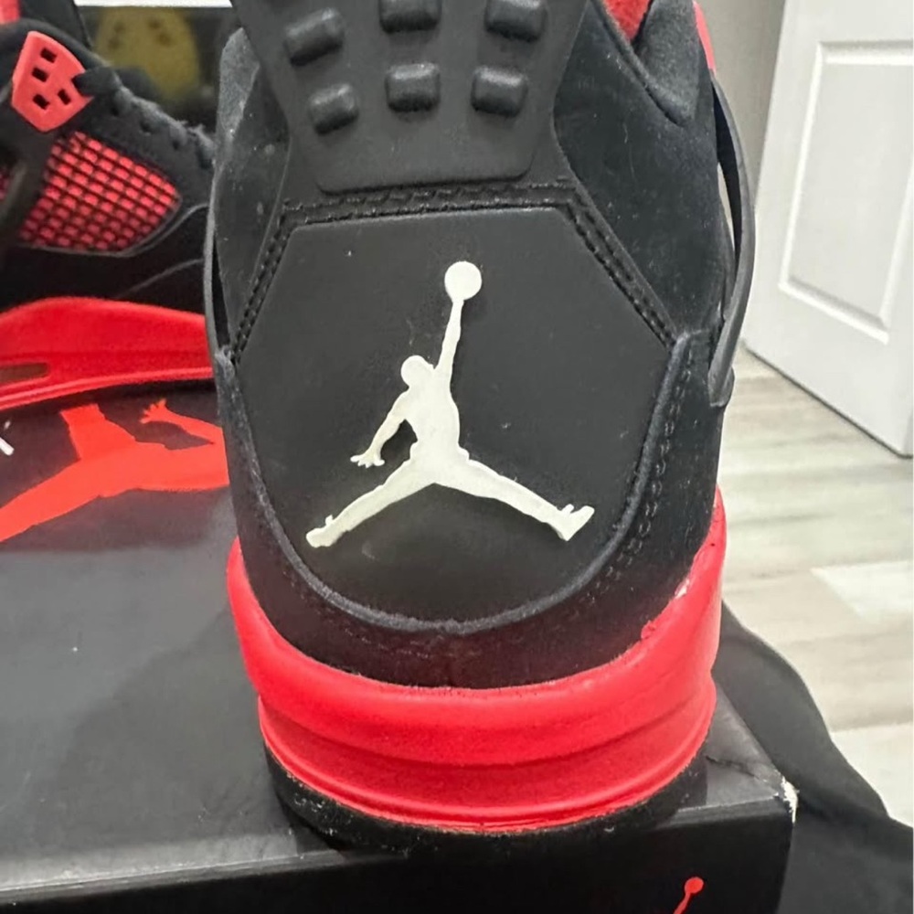 Jordan Red Thunders - Picture 3 of 4